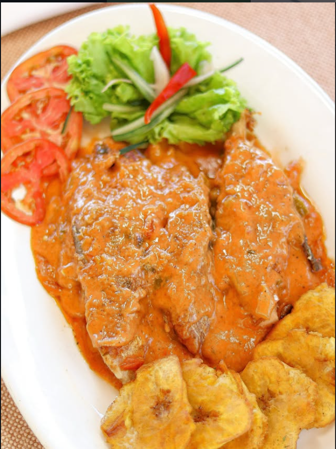 Filete de pescado en salsa